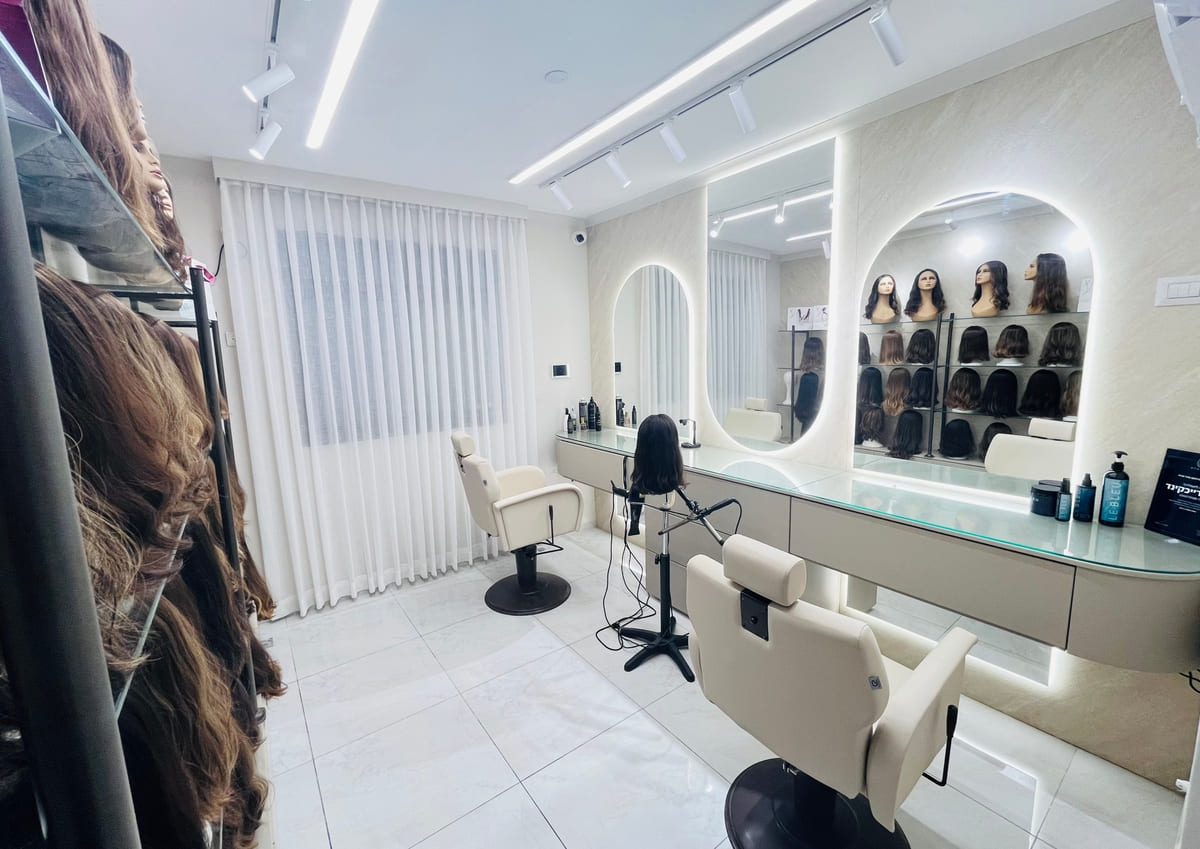 אווירה בסטודיו TAMI WIGS